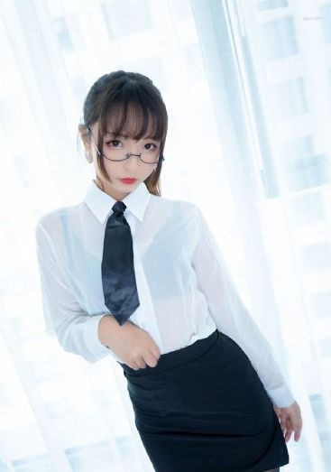 朱琳大胸露双奶头无遮掩_BD韩语免费观看视频