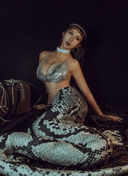优质美女与人生变调_高清完整版免费在线观看