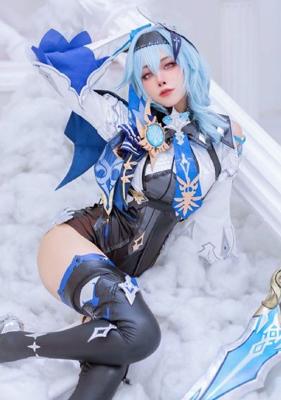 小镇20路售票员尺寸_暖暖免费观看视频