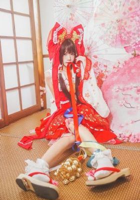 国产成人人综合亚洲欧美_HD高清完整版播放